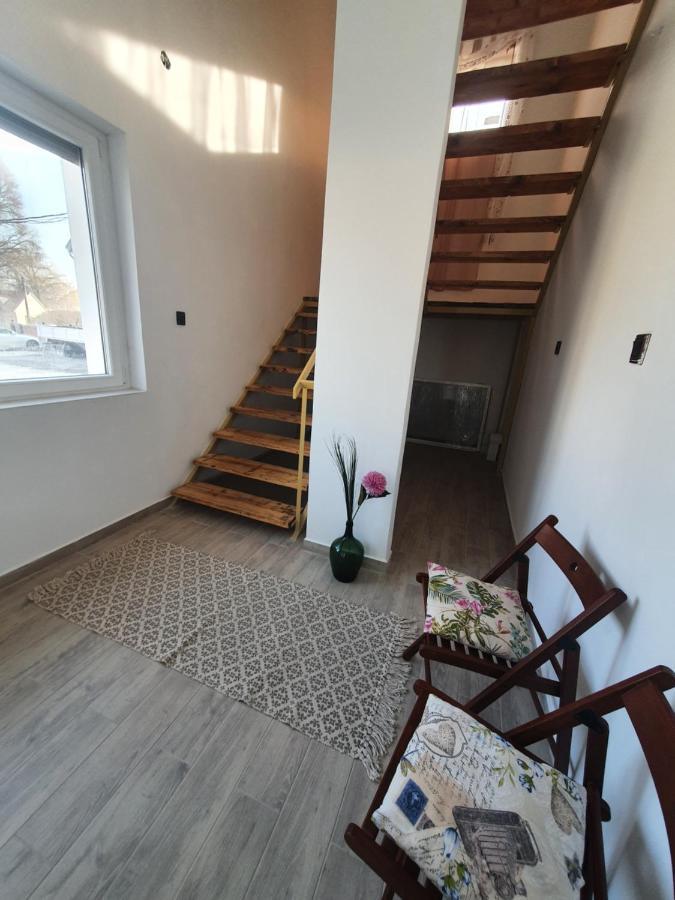 Sosto Apartman Alba Regalǎ Exterior foto