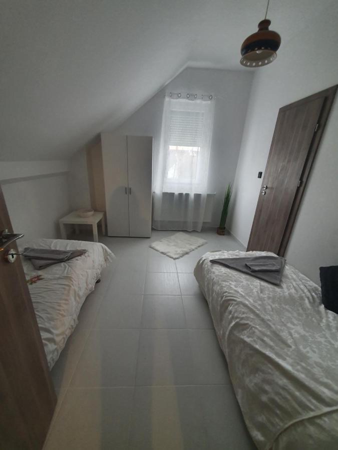 Sosto Apartman Alba Regalǎ Exterior foto